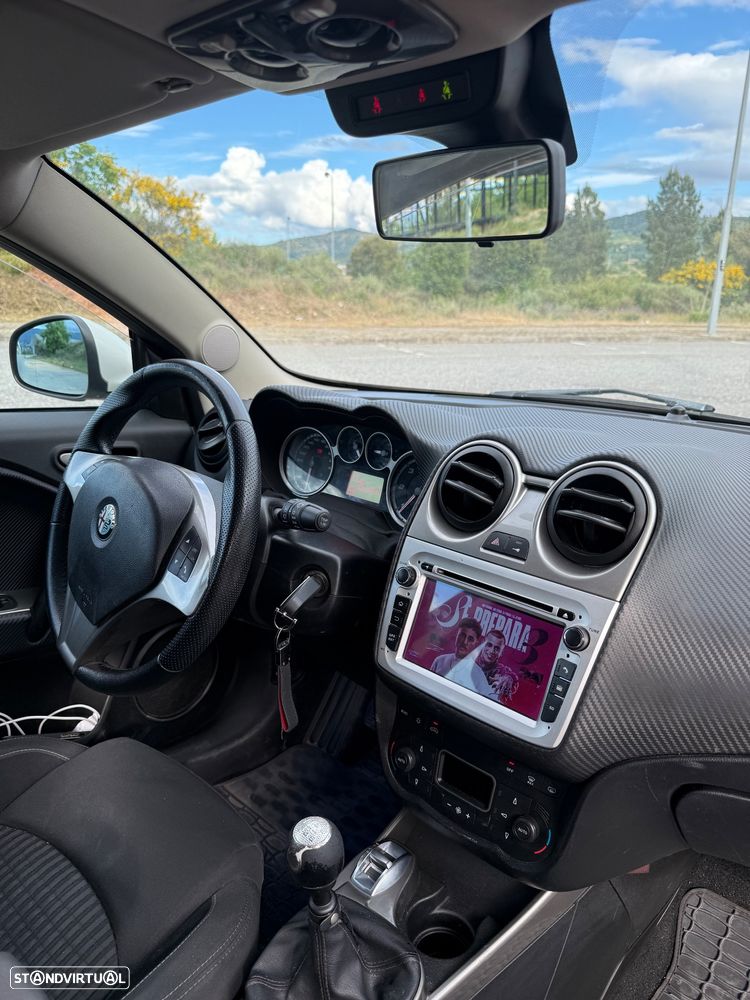 Alfa Romeo MiTo 1.6 JTDM - 11