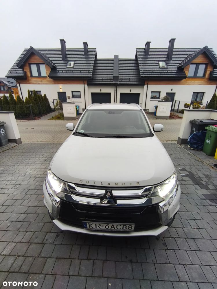 Mitsubishi Outlander 2.0 Intense + CVT - 8