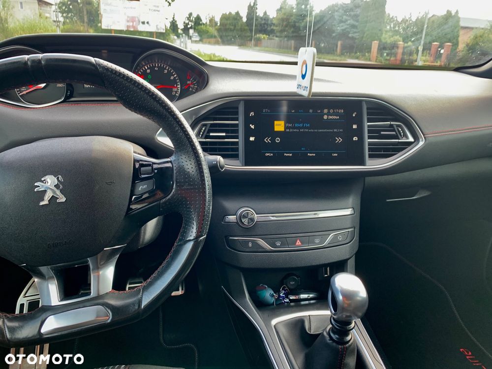 Peugeot 308 17-21 - 25