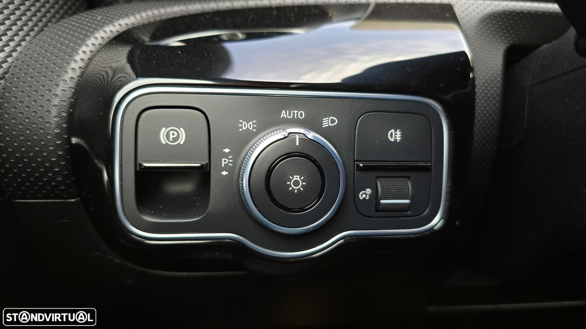 Mercedes-Benz CLA 200 - 11