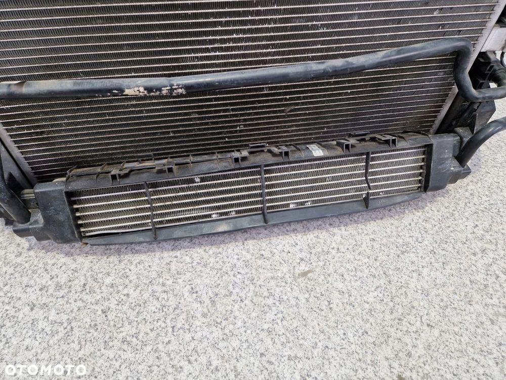 KOMPLET CHŁODNIC WENTYLATOR CLS W218 500 550 V8 E KLASA W212 SL 231 - 2