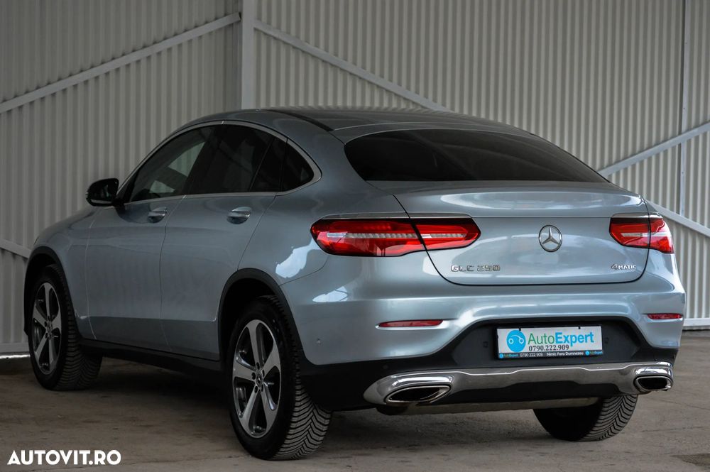 Mercedes-Benz GLC Coupe 250 4Matic 9G-TRONIC Exclusive - 16