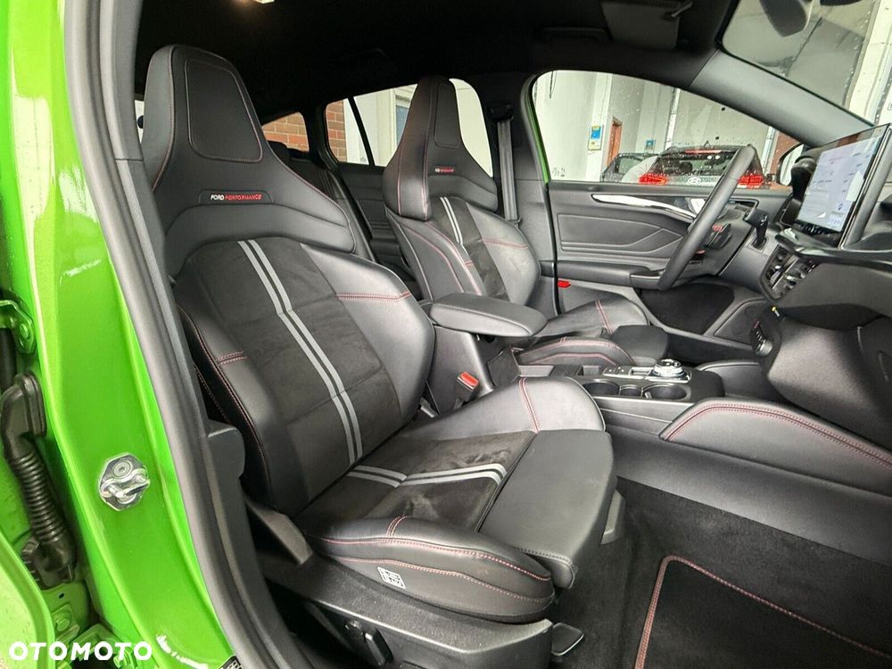 Ford Focus 2.3 EcoBoost ST - 11