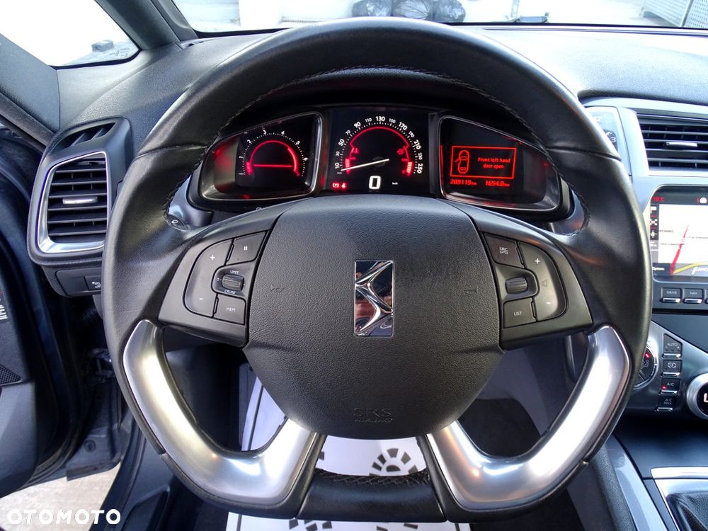 DS Automobiles DS 5 - 17
