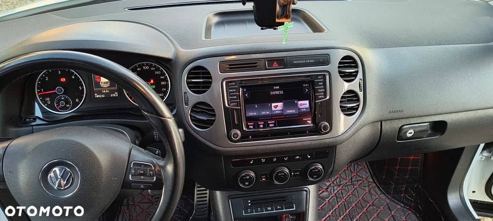 Volkswagen Tiguan - 13