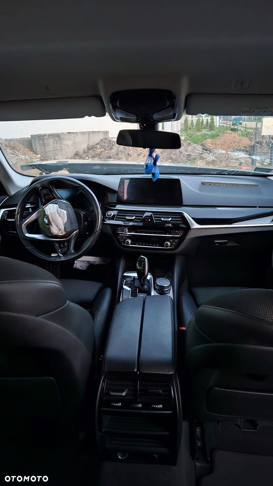 BMW Seria 5 - 26