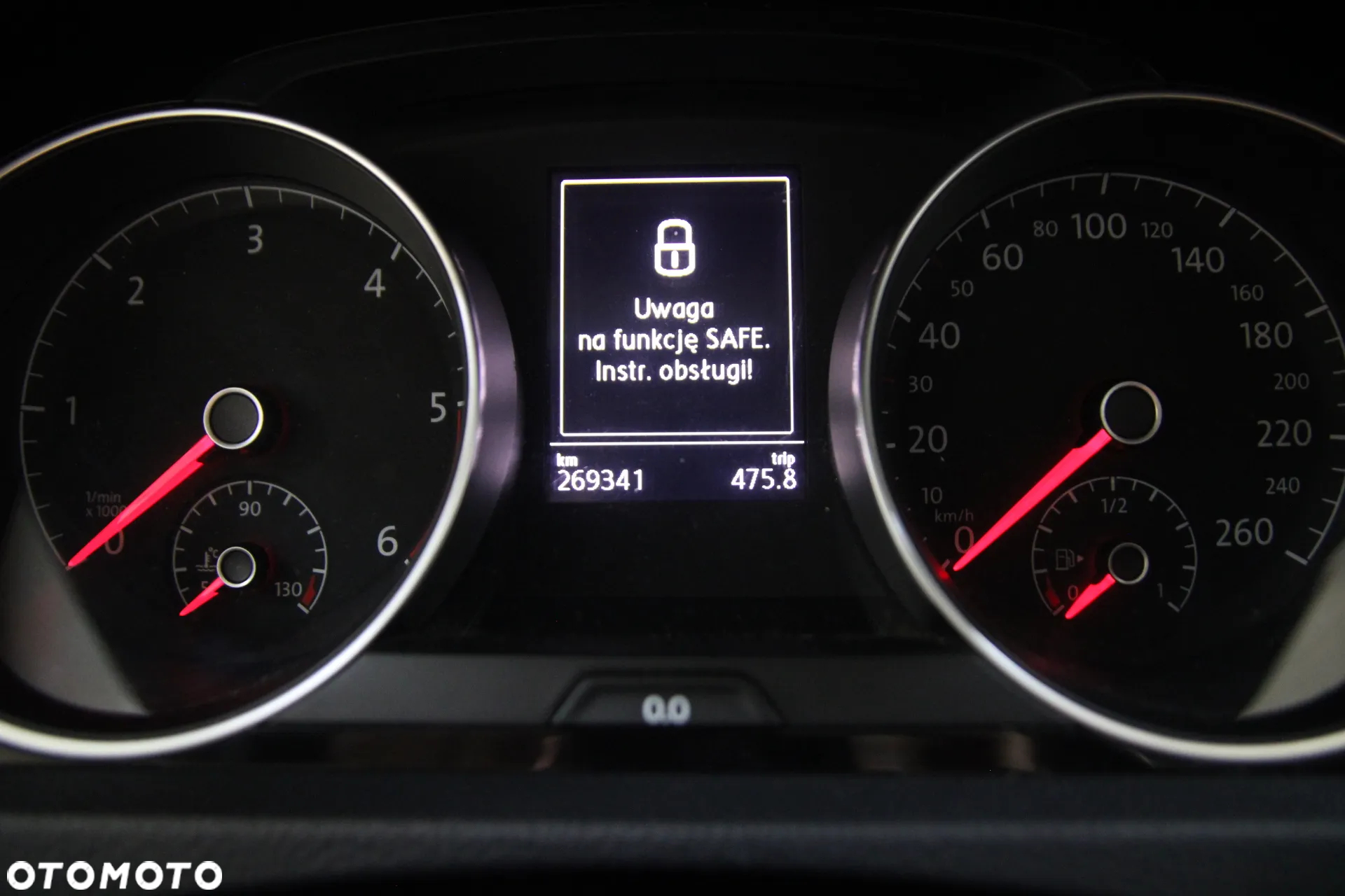 Volkswagen Golf VII 2.0 TDI BMT Highline - 24