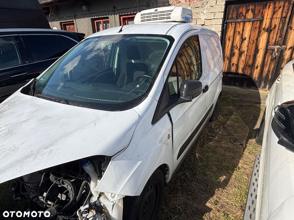 Ford transit courier - 25