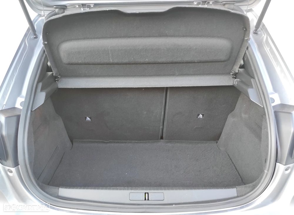 Peugeot 208 1.2 PureTech Allure Pack EAT8 - 30