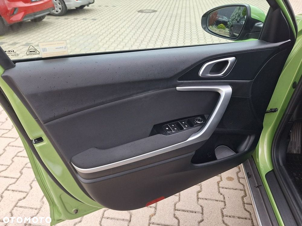 Kia XCeed 1.5 T-GDI M DCT - 11