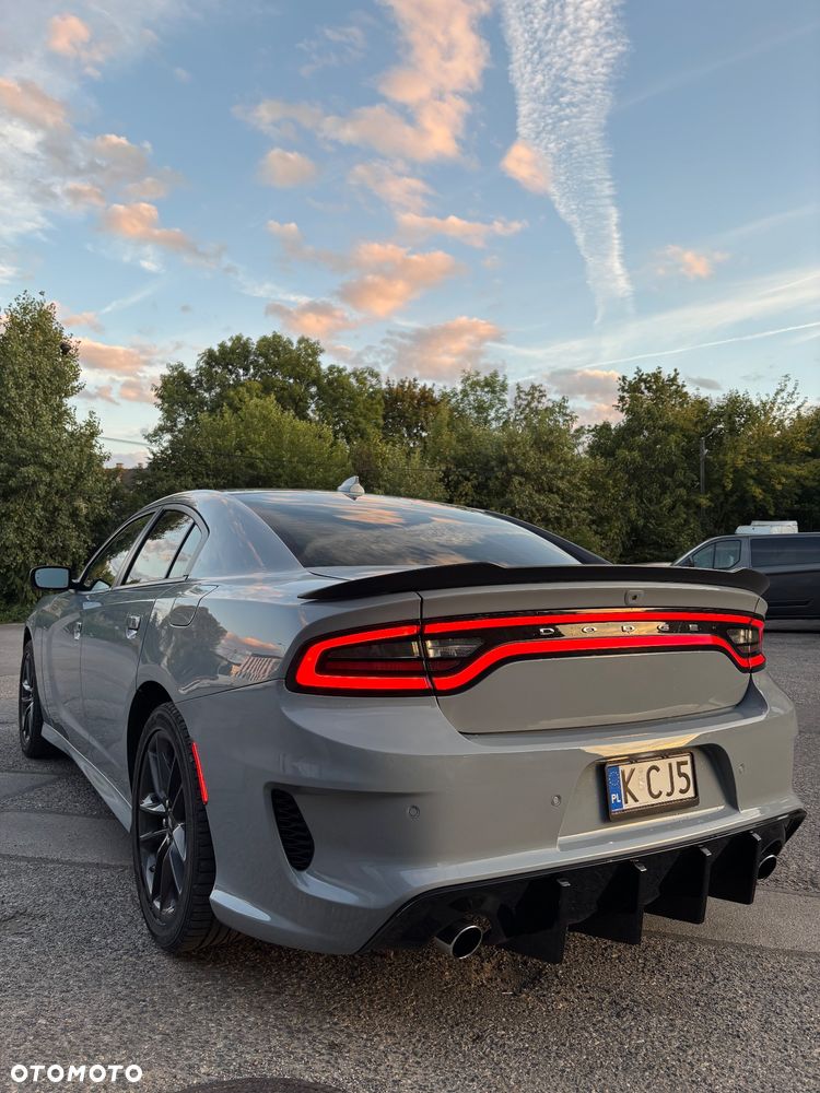 Dodge Charger - 4