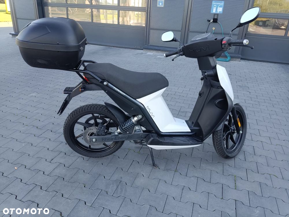 Torrot Muvi - 3