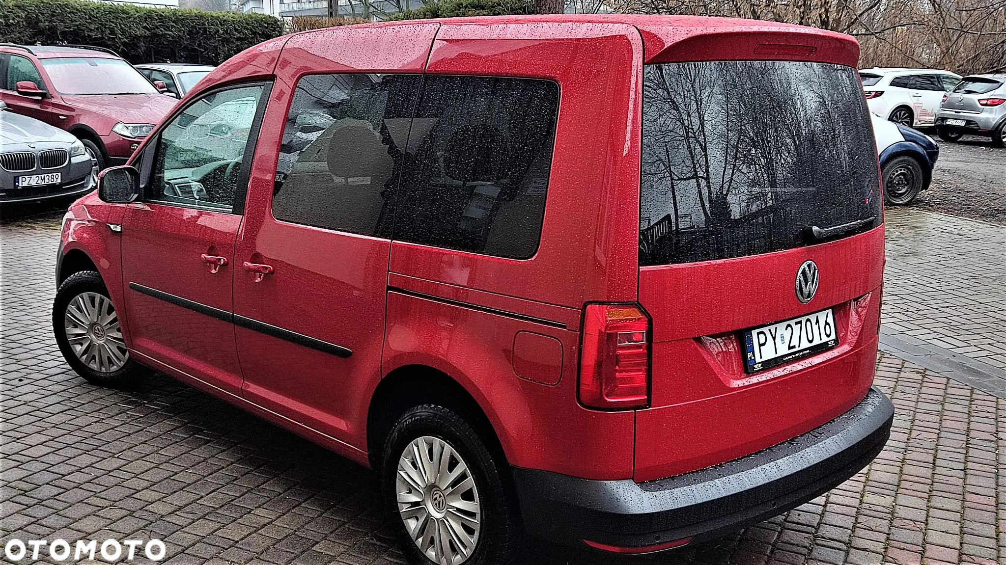 Volkswagen Caddy 2.0 TDI Comfortline - 12