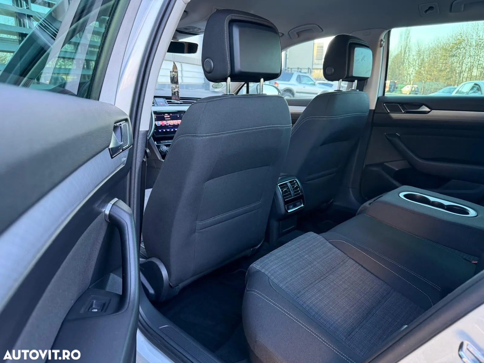 Volkswagen Passat Variant 2.0 TDI DSG Comfortline - 17