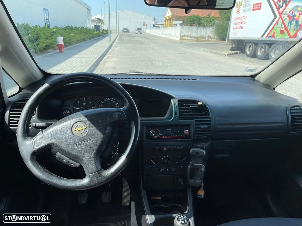 Opel Zafira 2.0 DTi Confort - 5