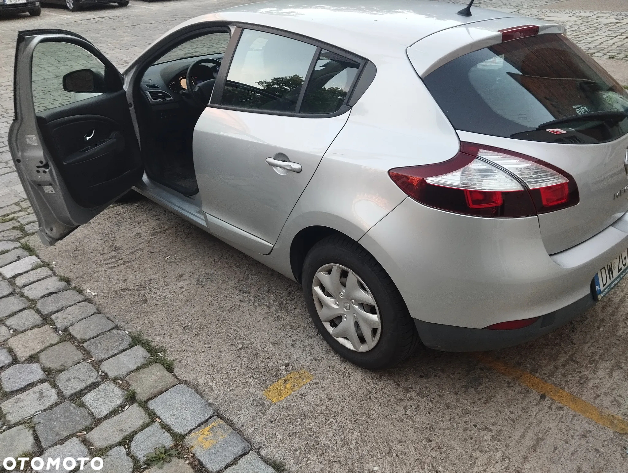 Renault Megane 1.2 16V TCe Energy Limited EU6 - 6