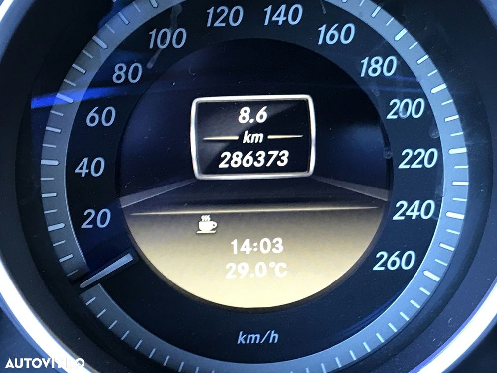 Mercedes-Benz C 200 CDI DPF (BlueEFFICIENCY) - 8