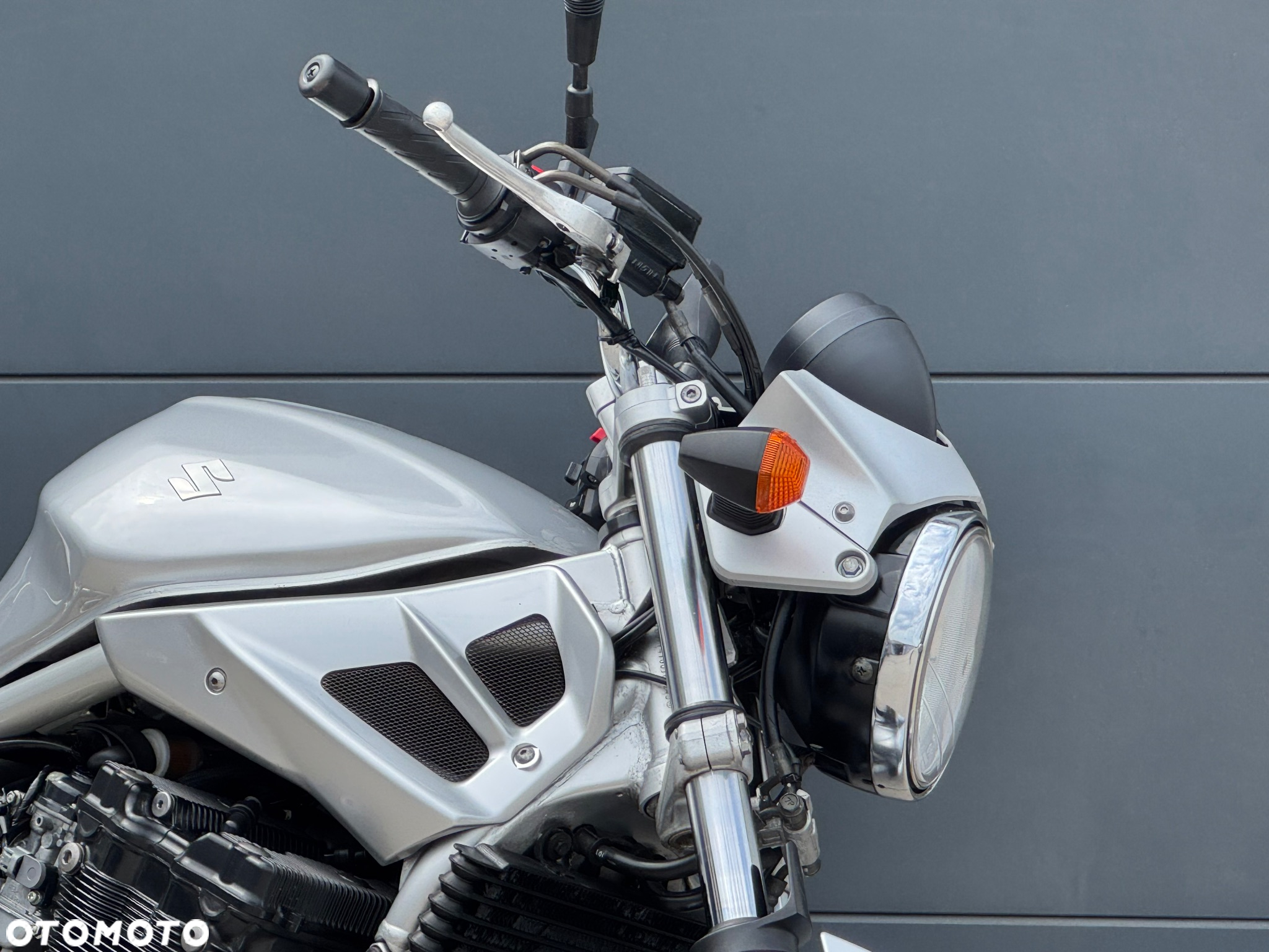 Suzuki Bandit - 6