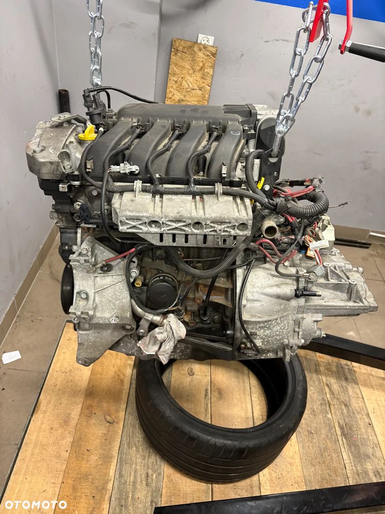 Silnik Renault 2.0 F4R (770) z przekładnią 6 biegów ND0 (015) - A062017 - 1