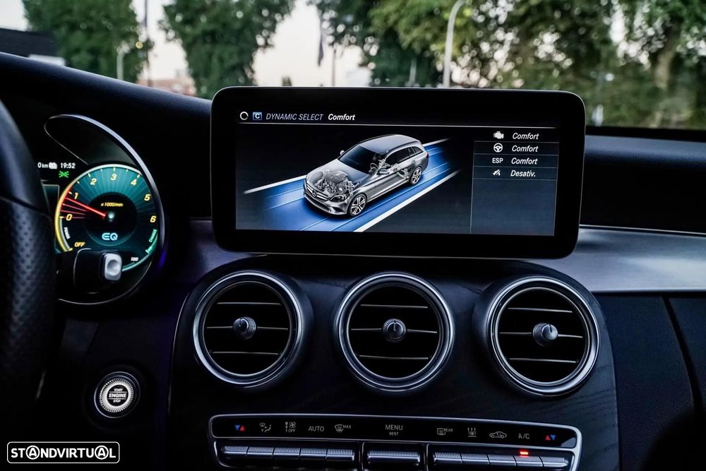 Mercedes-Benz C 300 - 36
