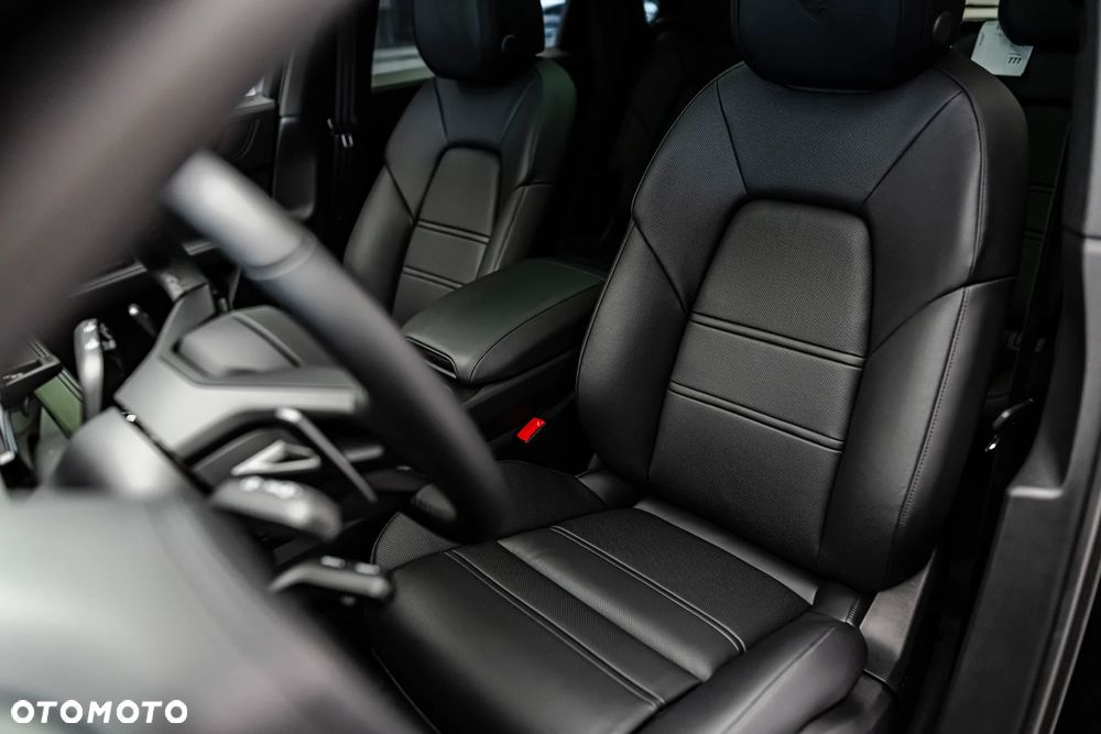 Porsche Cayenne E-Hybrid - 10