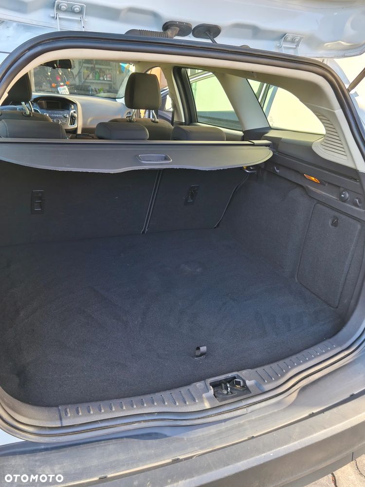 Ford Focus 1.5 TDCi Trend - 6