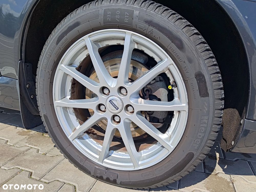 Volvo V70 2.0 Momentum - 9