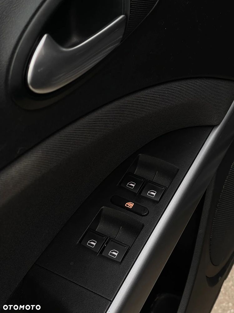 Seat Leon 2.0 TDI DPF Style Copa - 20