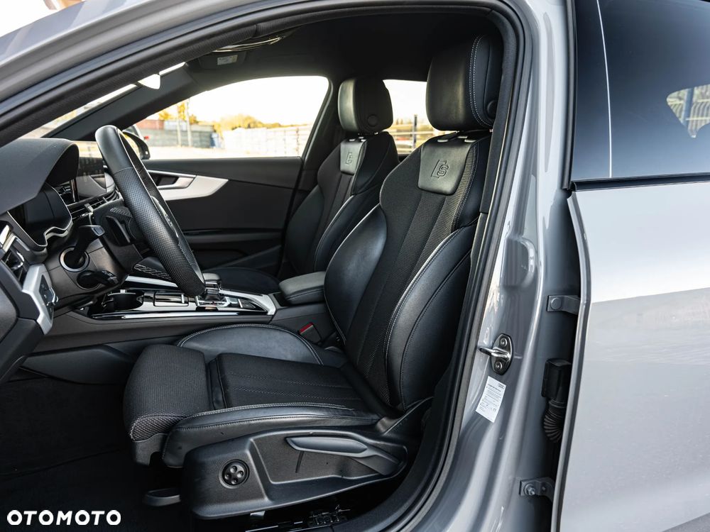 Audi A4 Avant 35 TFSI S tronic S line - 24