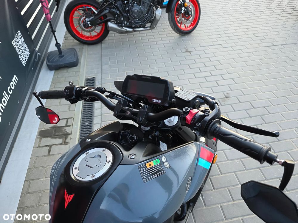 Yamaha MT - 19