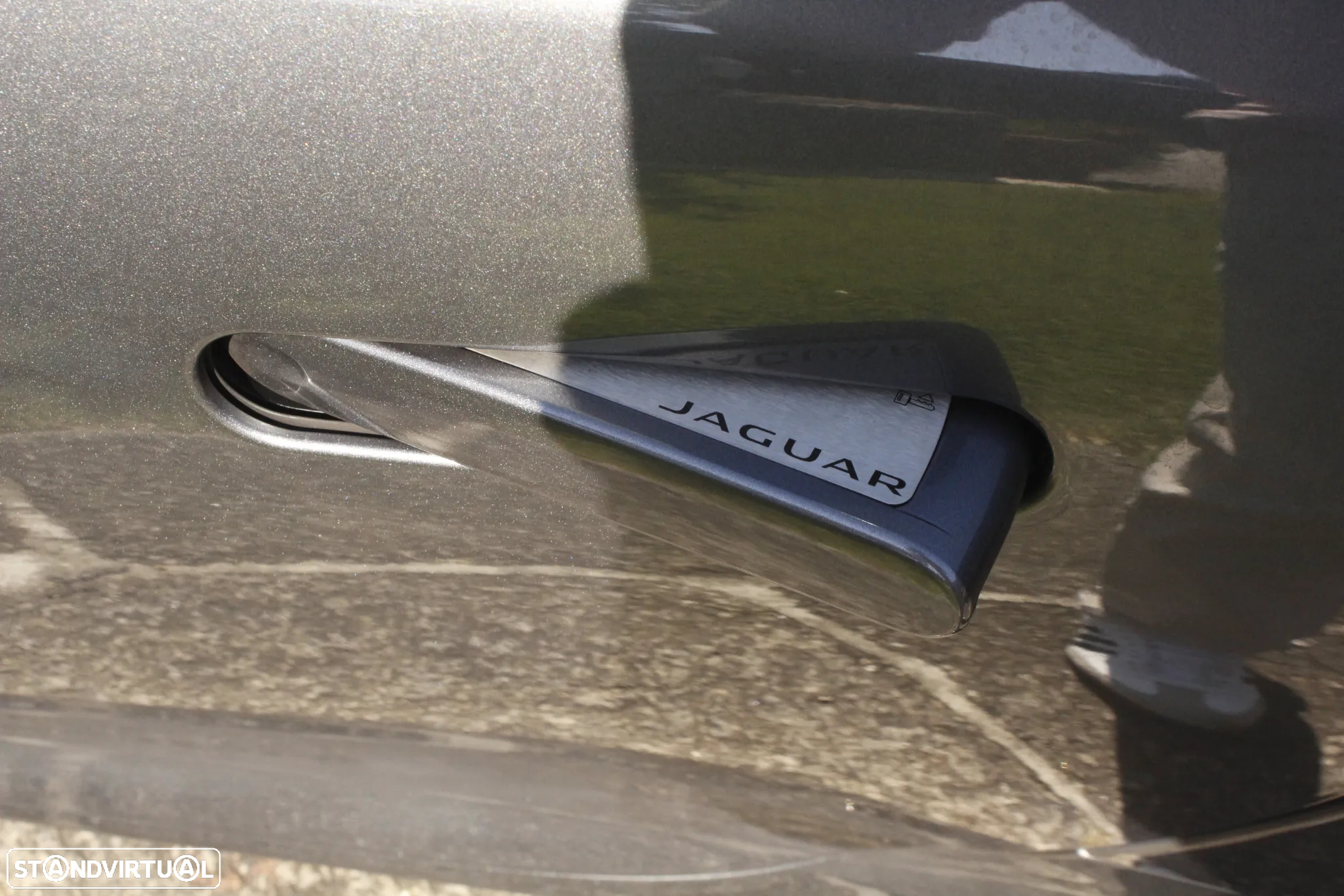 Jaguar F-Type 2.0 i4 R-Dynamic - 19