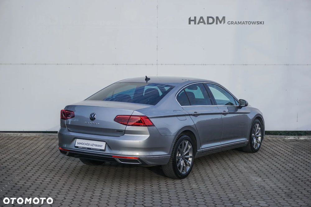 Volkswagen Passat 2.0 TSI 4Mot Elegance DSG - 8