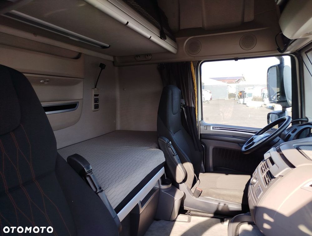 KABINA DAF XF 106 LIFT - 8