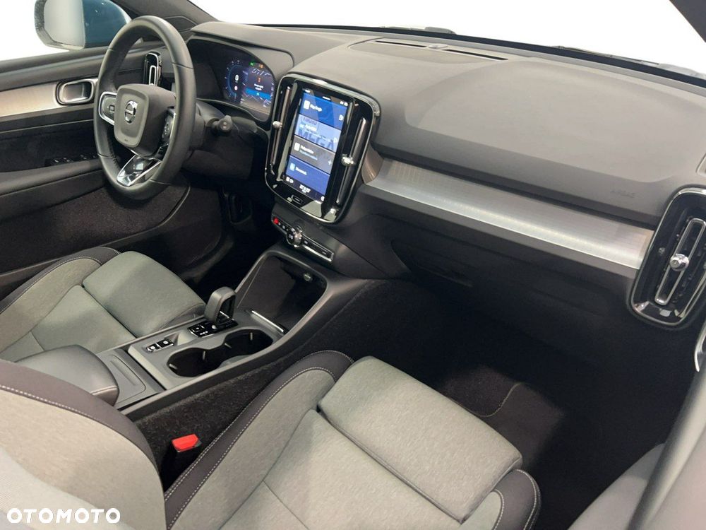 Volvo XC 40 B3 Core - 14