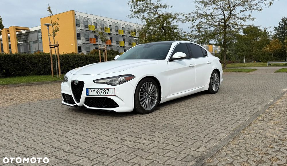 Alfa Romeo Giulia 2.0 Turbo 16V AT8 Veloce - 14