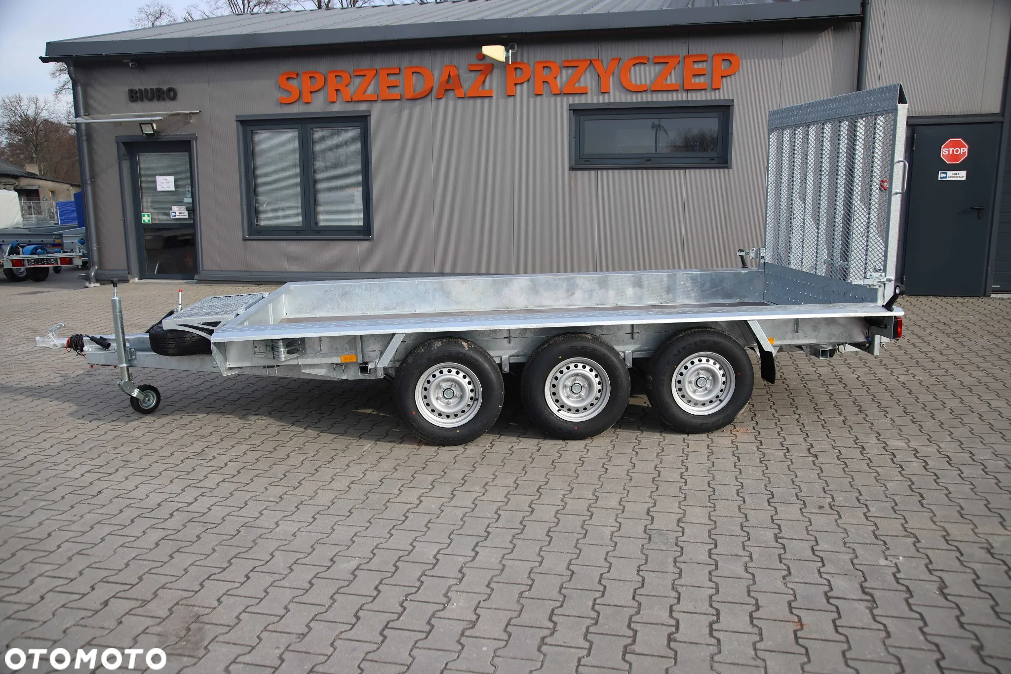Niewiadów Przyczepa pod minikoparkę/sprzęt budowlany 400x180x25cm TRAP WJAZDOWY 3 OSIE DMC 3500kg BARDZO MOCNA!!! - 4