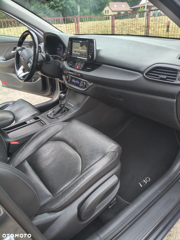 Hyundai i30 1.6 CRDI DCT Premium - 10