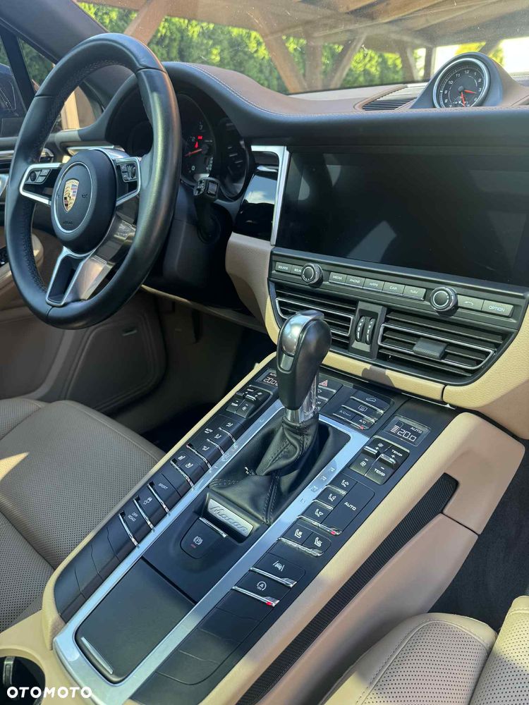 Porsche Macan PDK - 24