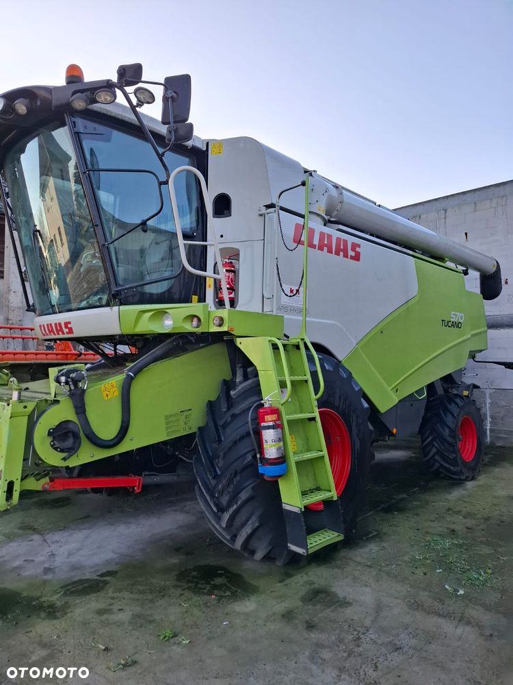 Claas TUCANO 570 - 1