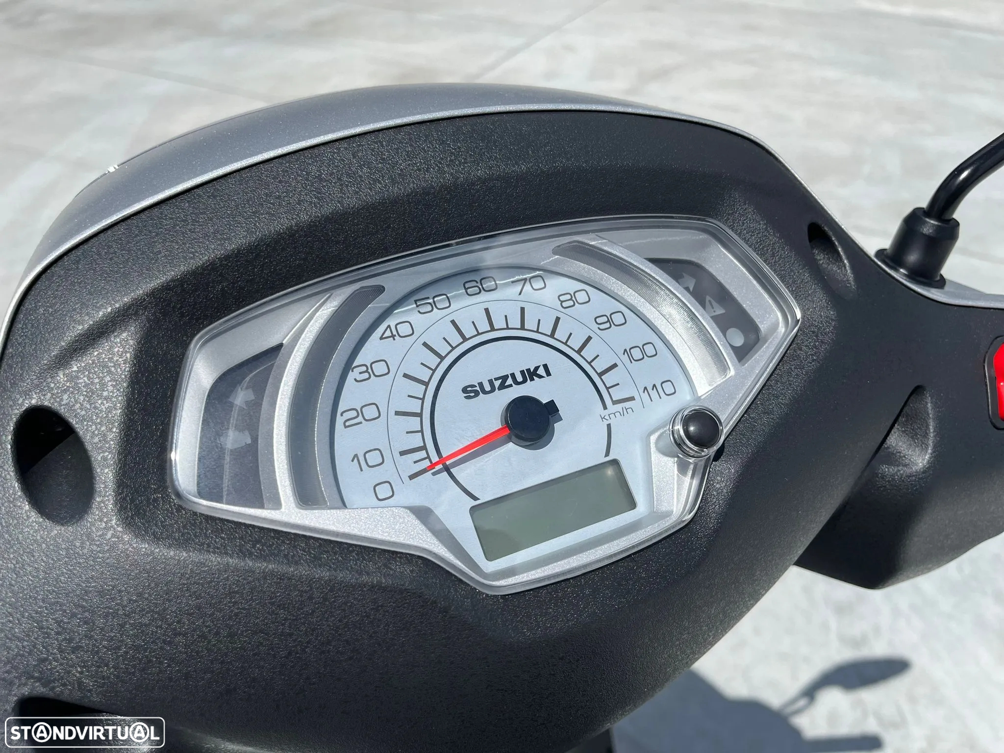 Suzuki Adress 125 - 16