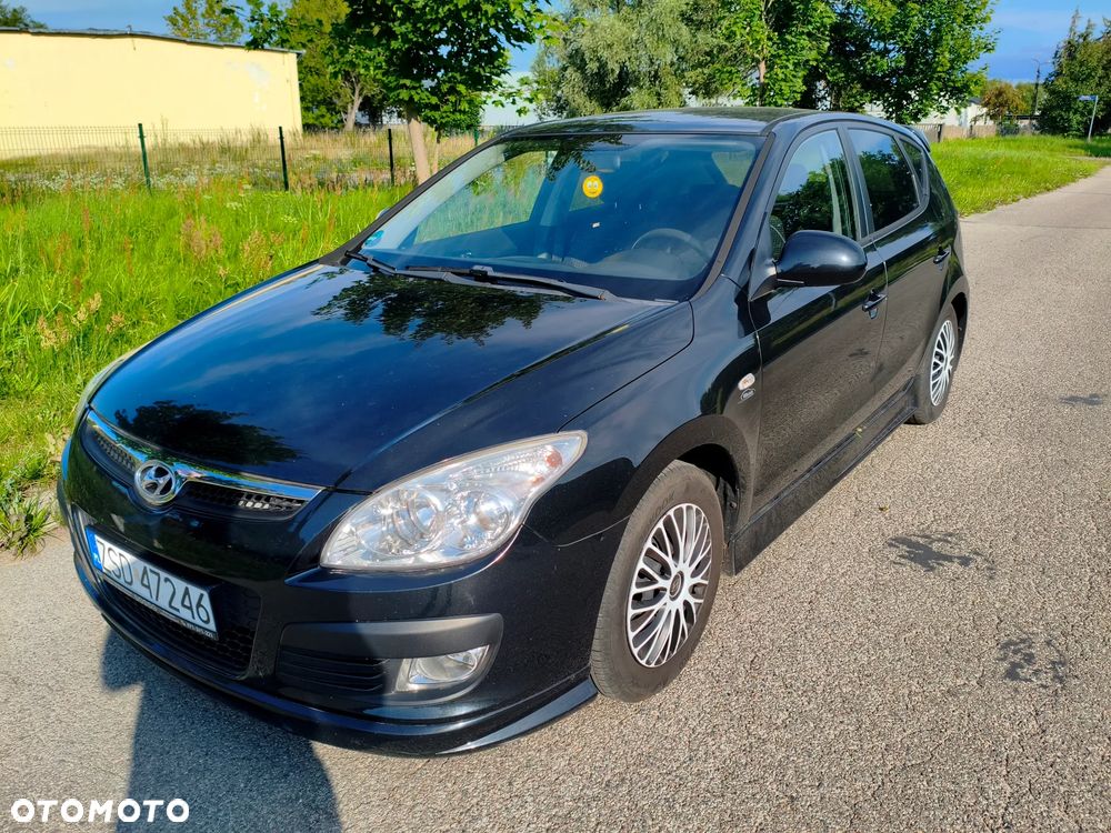 Hyundai i30 1.6 Premium - 1