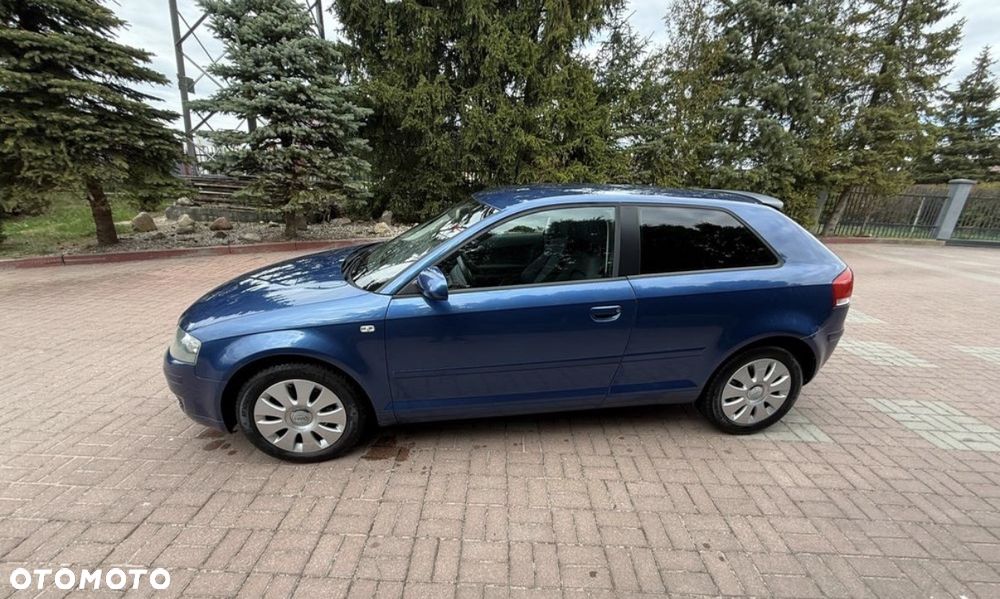 Audi A3 3-drzwiowe 1.6 Ambiente - 8