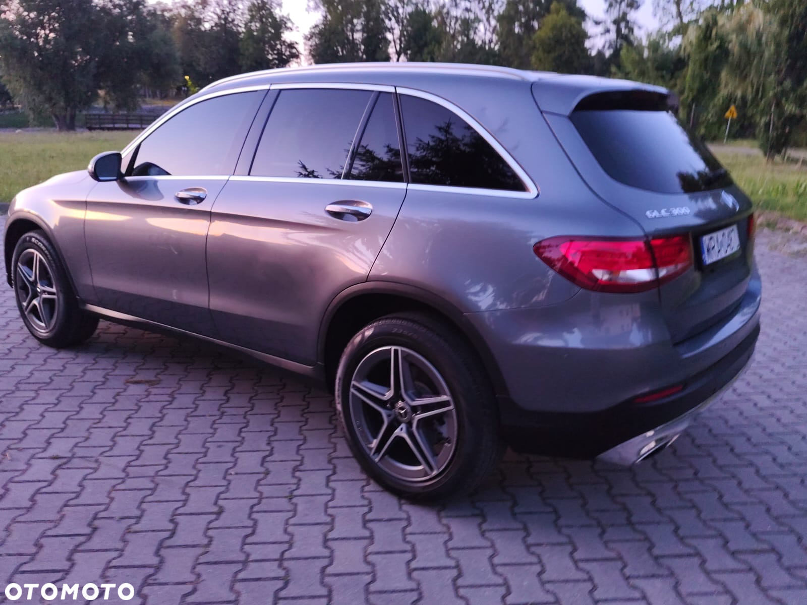 Mercedes-Benz GLC - 19