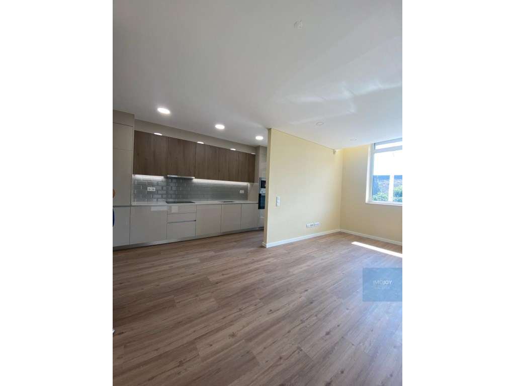 Apartamento T1 em Ermesinde - Grande imagem: 2/22
