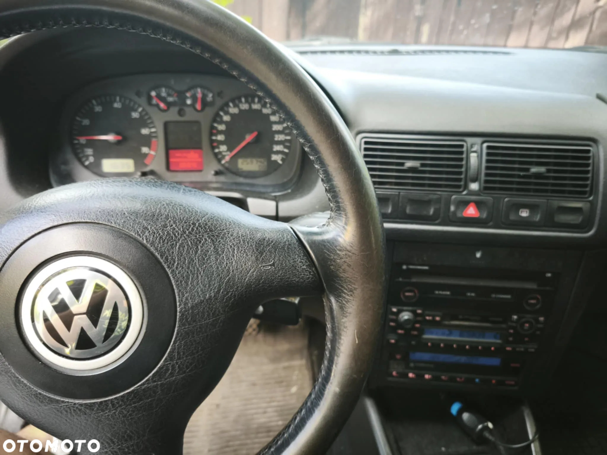 Volkswagen Golf 1.6 - 3