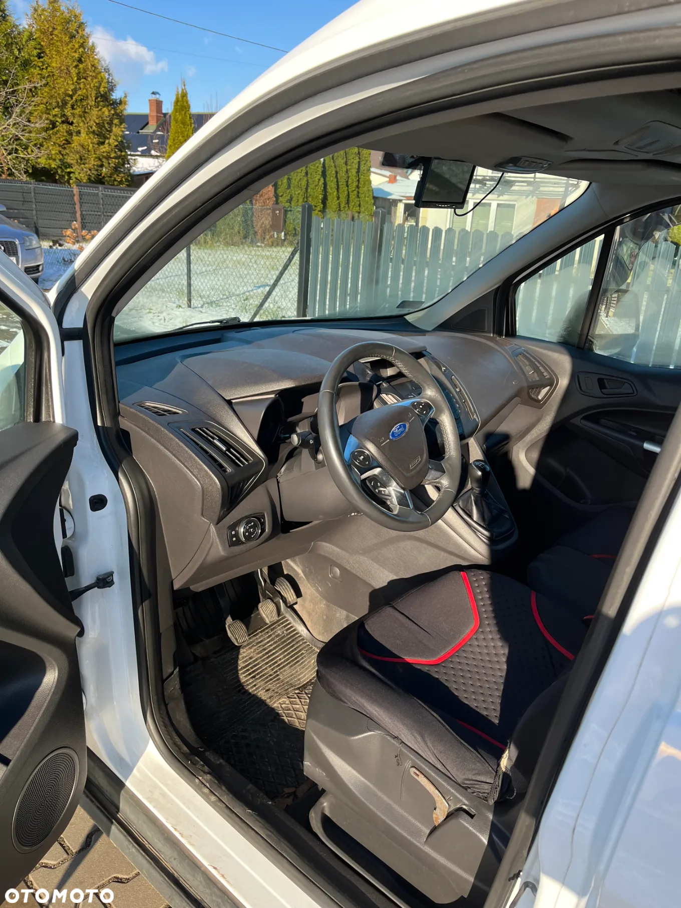 Ford Transit Connect - 14