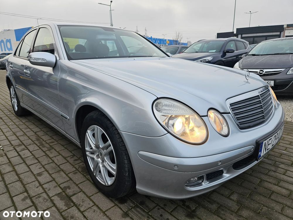 Mercedes-Benz Klasa E 200 Kompressor Automatik Classic - 3