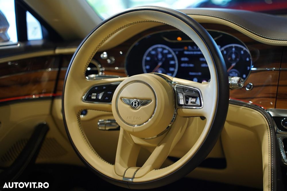 Bentley Flying Spur - 12