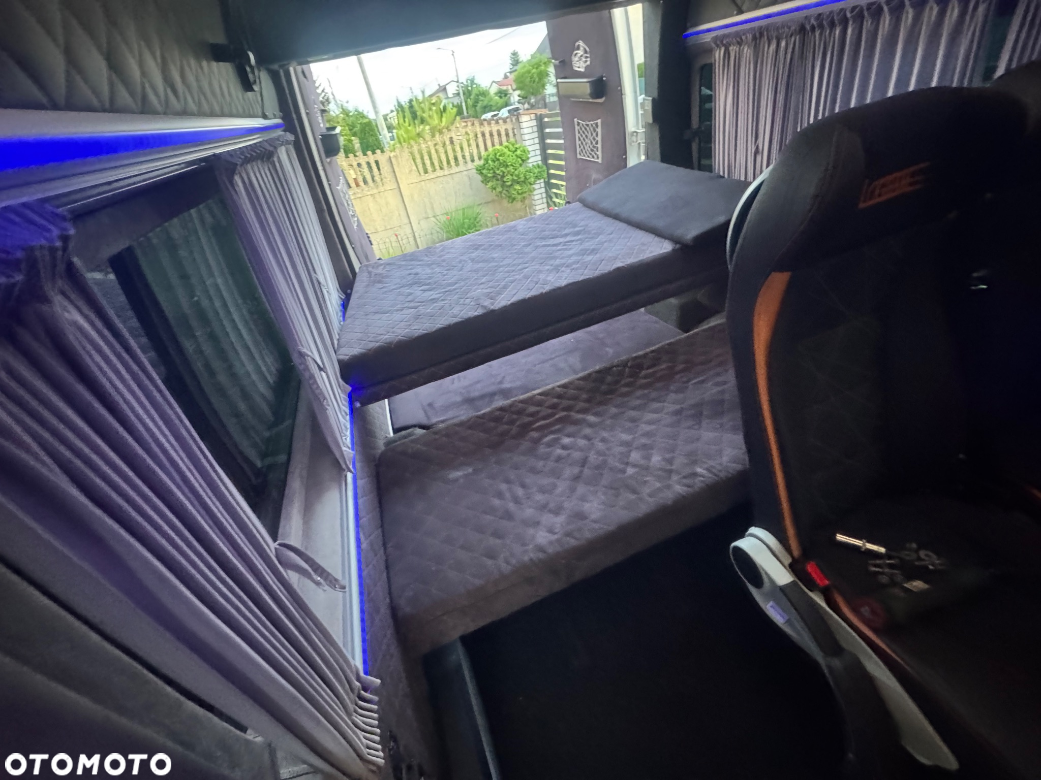 Ford Transit FT 350L Trend - 18