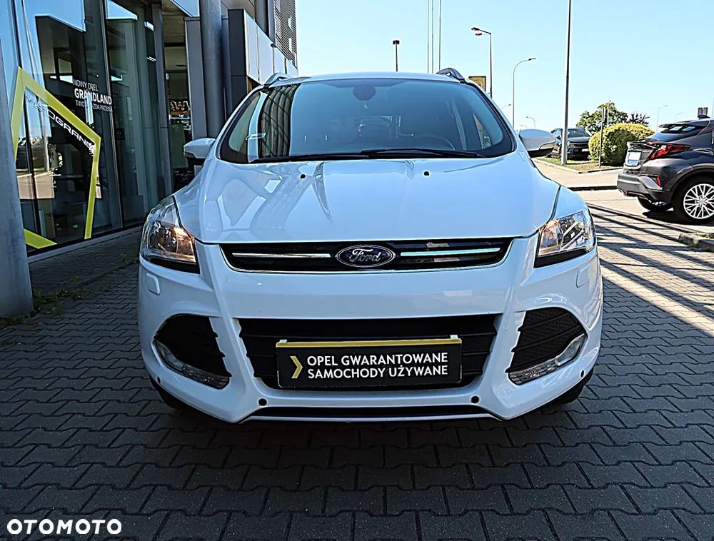 Ford Kuga 1.5 EcoBoost 2x4 Trend - 2